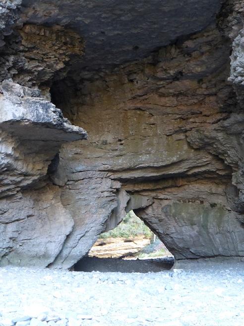 Walk in medieval villages of France and learn French