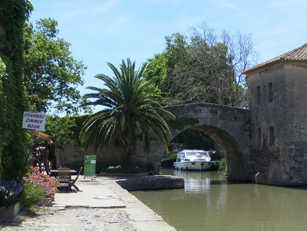 Discover charming village beside the canal du Midi