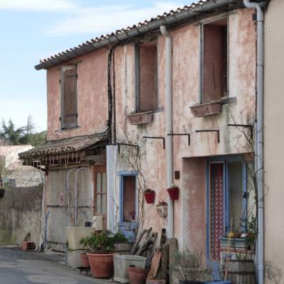 Découvrir les villages français préservés et rencontrer les habitants