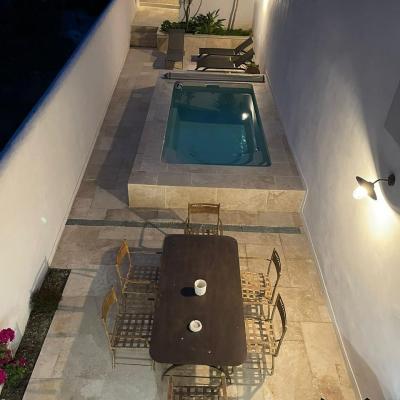 Relaxing in nice home after french courses